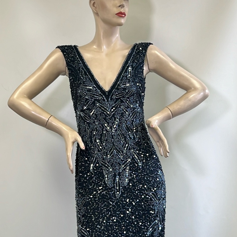 Aidan Mattox fully beaded sleeveless V-Neck long dress - Picture 5 of 13